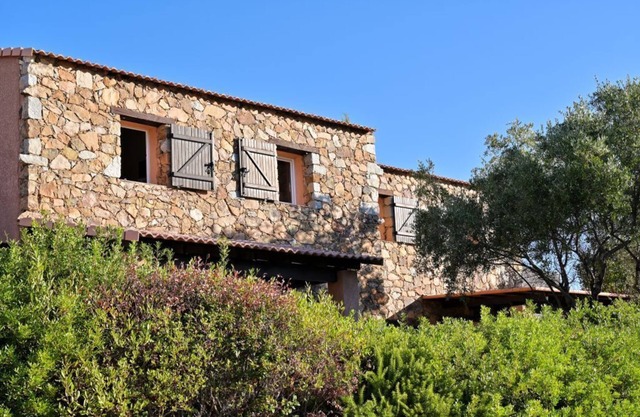U CASINU - APARTMENT - 1 bedroom/100 meters from Arone beach/Piana