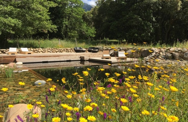 U Pratu, bungalows surrounded by nature, natural swimming pool and organic garden