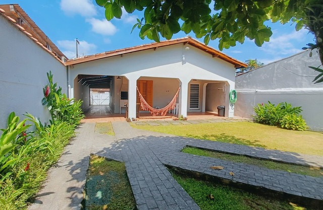 Ubatuba House, 7 min from the beach, with parking spaces, flexible check-in and check-out
