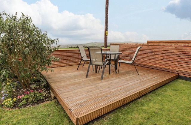 UCHELDIR, pet friendly, country holiday cottage in Llanfyrnach