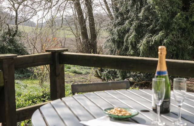 UCHELDREF, pet friendly, character holiday cottage in Corwen