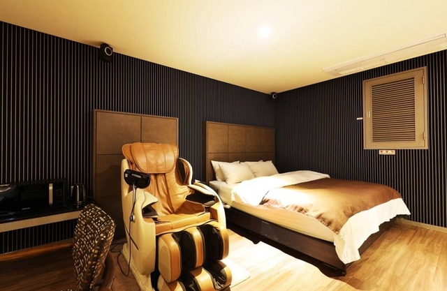 Uijeongbu La Tree Hotel