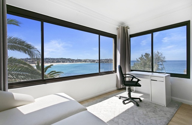 Ultimate Bondi Escape #2