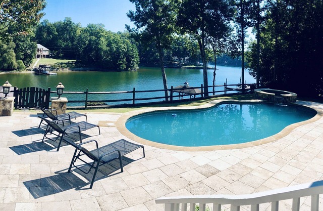 Ultimate Lakeside Retreat - Pool, Hot Tub, Private Dock, Outdoor Fireplace,