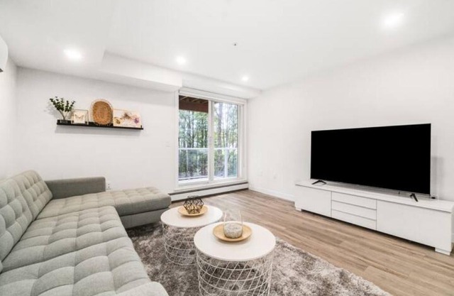 Ultra Modern, Brand New Condo!