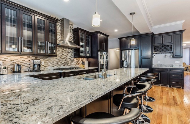 UltraLuxe Apt in Boston Brownstone in Prime Area