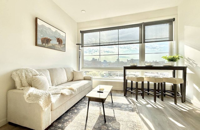 Unique 1BR King|Free Parking|NLiberties 609