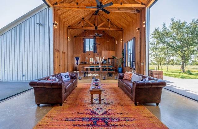 Unique barn on a 60 acre ranch with stunning views