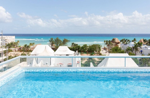 Unique Chic 2 units in 1 | Ocean View | Rooftop Pool | Near the Beach and 5th Avenue