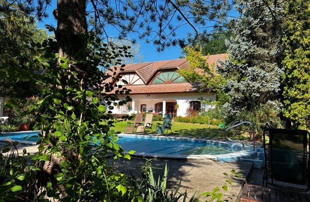 Unique Country Villa near Budapest