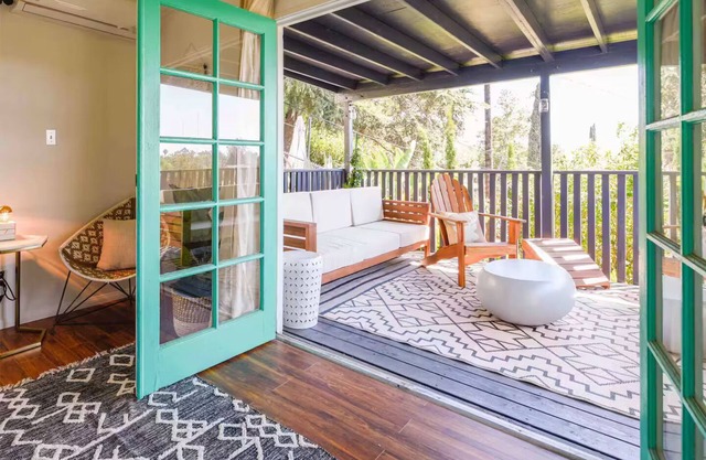 Unique Echo Park Bungalow Hideaway 3BR/2Bth +Patio