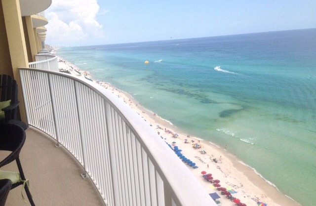 Unique, Elegant And Beautiful 17th Floor Condo At Emerald Isle