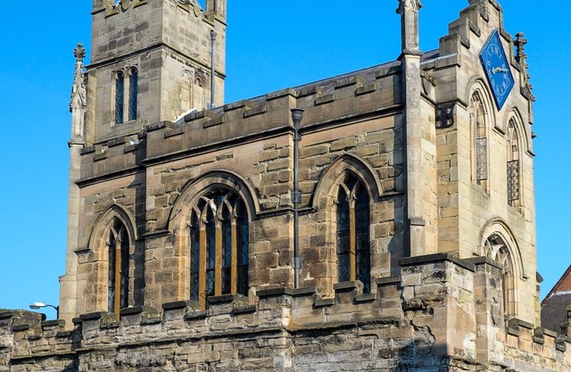 Unique Historic Building In Central Warwick With WiFi