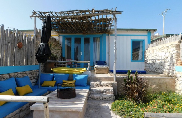 Unique ocean view Blue cabin with private pool