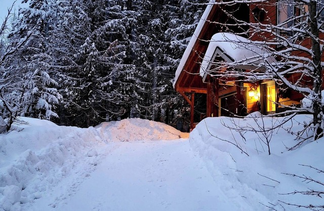 Unique, secluded edge-of-the-wilderness location on Big Mountain, Whitefish.