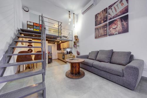 Unique studio loft, walking distance to Valletta