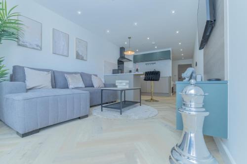 Unit 3 Modern 1BR Flat, Free Wi-Fi, Prime Location