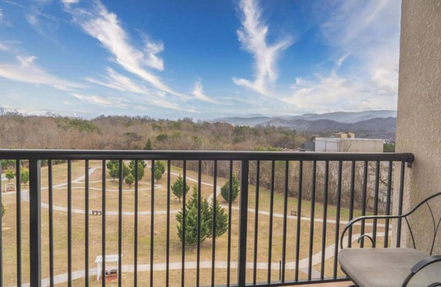 Unit 3606 - FREE Attraction Ticket with EACH night Stay Including Dollywood