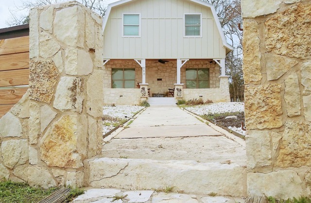 UNIT #4 Boerne River House