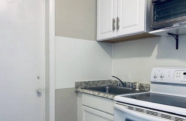 Unit 4, Studio apartment in Cocoa, Florida