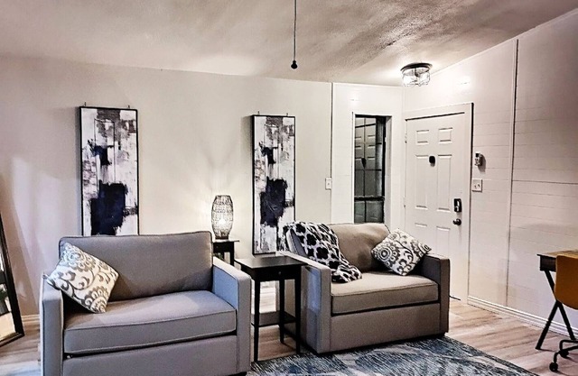 Unit 5 - Sunshine Bungalow 5 miles from Kemah