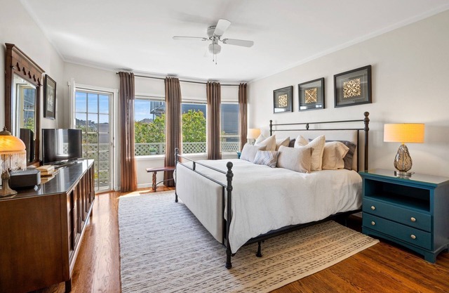 University of San Francisco Luxury Flat