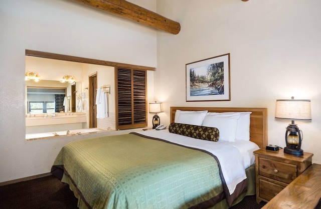 Unwind in Luxurious Lakeview Chalet w/Scenic Nature, Perfect Thrill & Relaxation