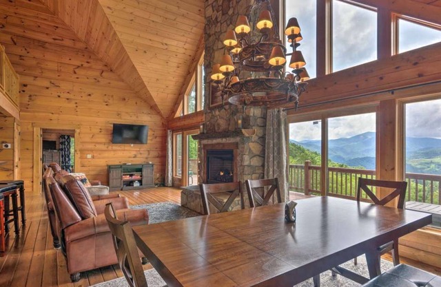 Up In Here Mountain House- summer specials!