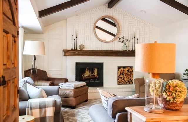 Updated 4 Bedroom Home Near Stunning Lake Cozy Fire Pit 40 Mins from RMNP