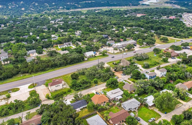 Updated Jonestown Home w/ Patio - 1 Mi to Lake!