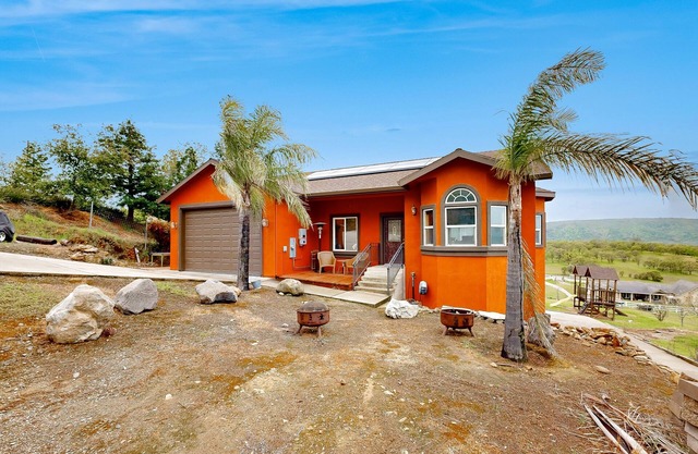 Updated mtn-view dog-friendly home with private hot tub, fireplace, firepit, W/D