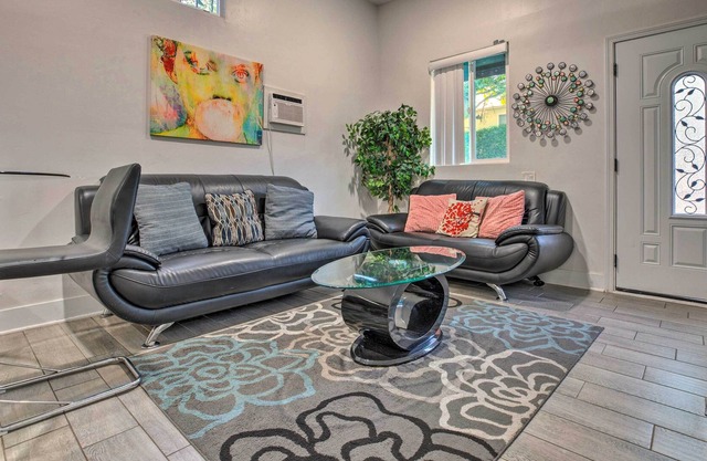 Updated San Diego Home: Walk to Balboa Park!