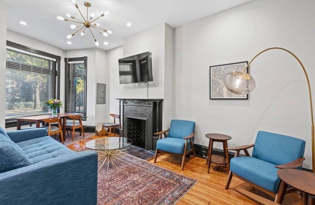 Upscale 5BR DC Townhome + Private Outdoor Patio