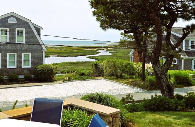 Upscale Elegance, Steps from Ridgevale Beach!