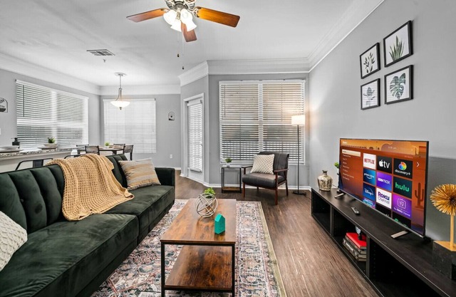 Upscale Living 2BR 2BA Apartment with Pool Access