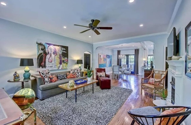 Upscale Myers Park 2 King Condos, 4BR | Private