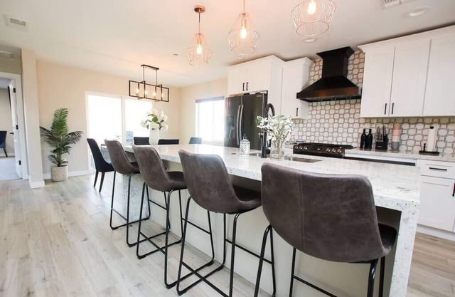 Scottsdale Premium Term Getaway Furnished Golf Cable Utilities 