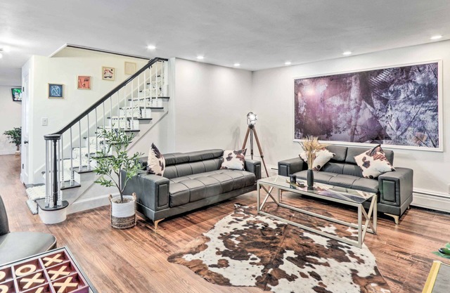 Upscale Waterbury Retreat w/Indoor Hot Tub!