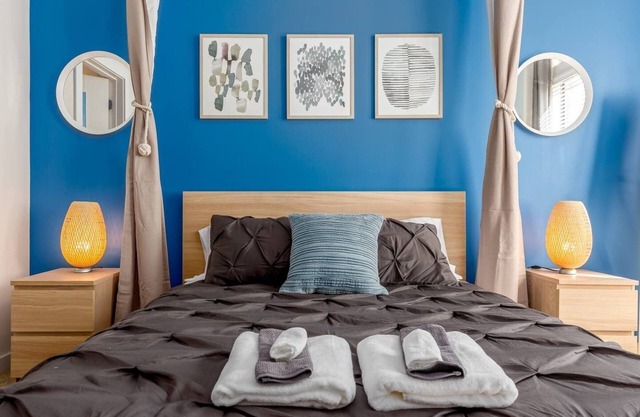 Uptown 1st Ward | Patio with Hammock | 2BD Hip Apt