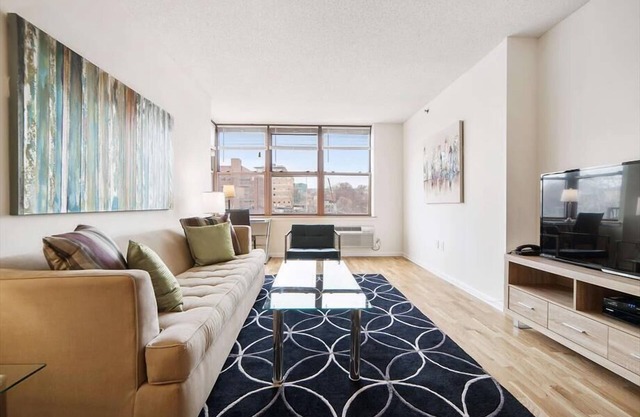 Urban 1BR | Work Remote | Desk + WiFi | Hoboken near PATH