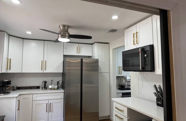 Urban Cowboy Oasis | Pets OK | Near Stadiums, DWTN