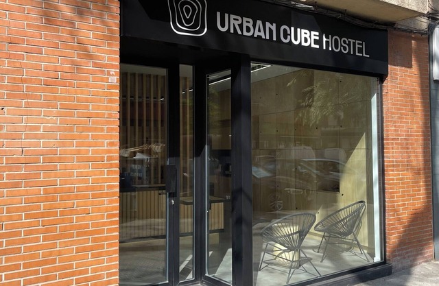Urban Cube Hostel Sevilla