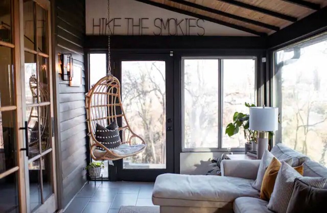 Urban Mountain Home—1 mile from UT Campus, Convention Center, Downtown Knx