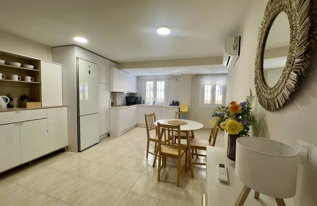 Urbe10 Pries Suites 1 Bedroom Apartment