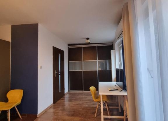Uroczy apartament z parkingiem.