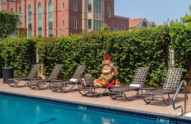 USC Hotel