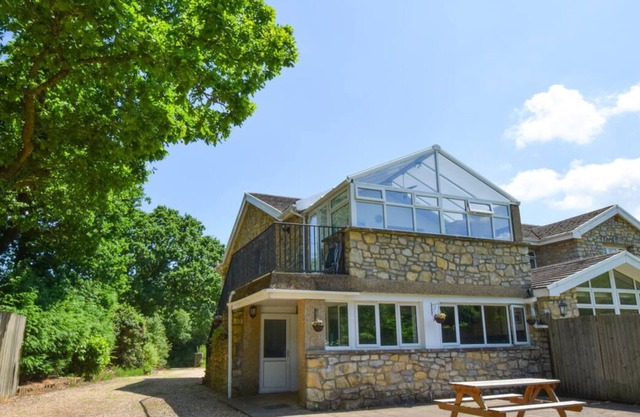 Uwch-y-llyn in the beautiful Cardiff