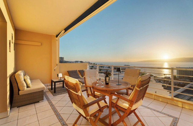 Vacation Home "Great Sunset Views Los Gigantes" with Shared Pool & Wi-Fi