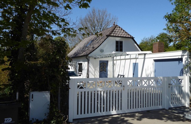 Vacation home for 4 guests with 94m² in Fehmarn OT Neujellingsdorf (294256)
