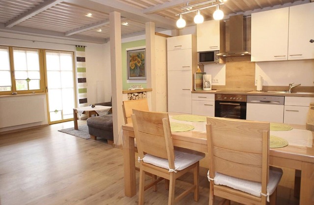 Vacation apartment (70sqm) with terrace and garden
